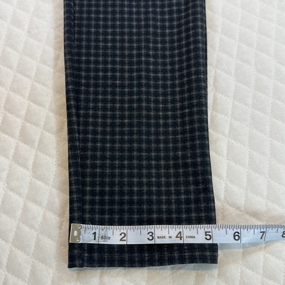 Max Studio Pull On Ankle Pants. Size Small. Black and Gray Plaid. Back Pockets. - Picture 2 of 9